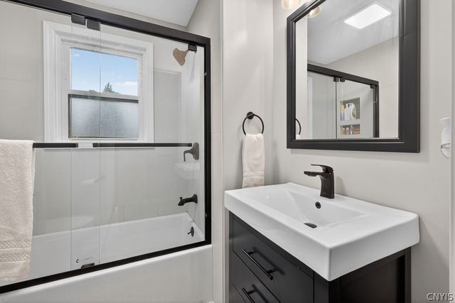 3602 Howlett Hill Road, Onondaga, NY 13031