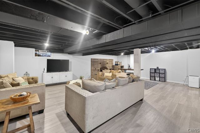 3602 Howlett Hill Road, Onondaga, NY 13031