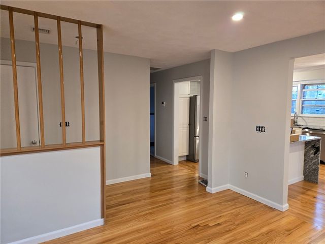 1 Angell Road, Lincoln, RI 02865