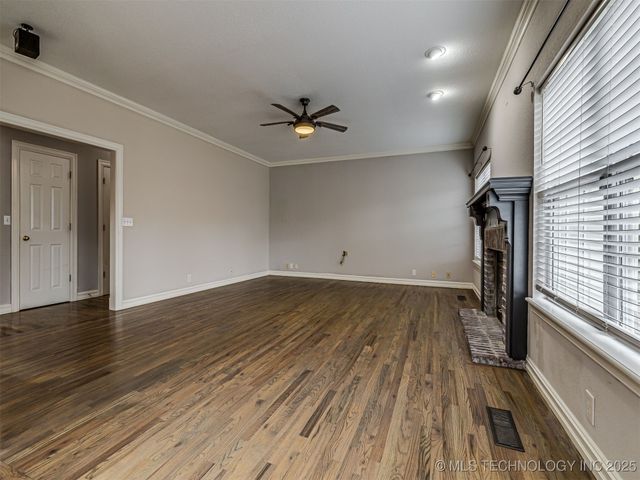 12512 S 18th Circle E, Jenks, OK 74037