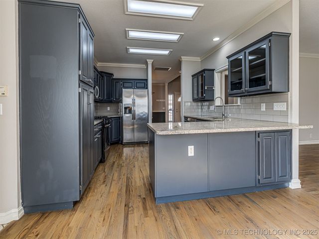 12512 S 18th Circle E, Jenks, OK 74037