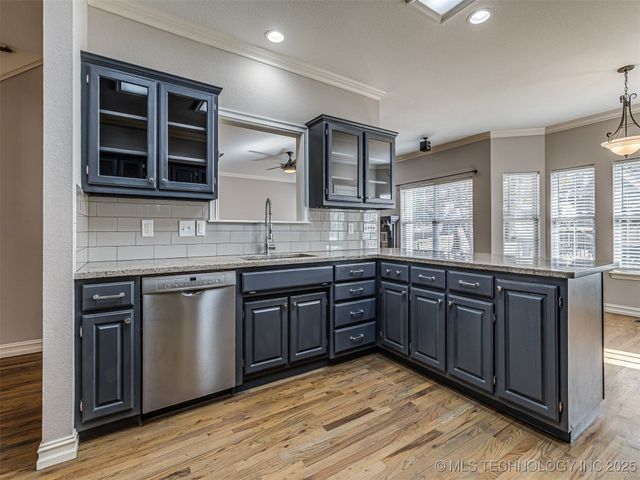 12512 S 18th Circle E, Jenks, OK 74037