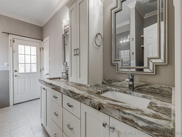 12512 S 18th Circle E, Jenks, OK 74037