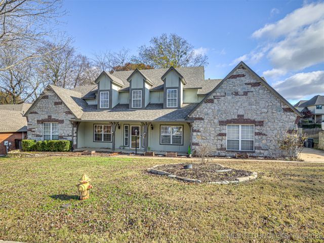 12512 S 18th Circle E, Jenks, OK 74037