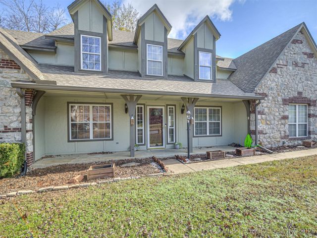 12512 S 18th Circle E, Jenks, OK 74037