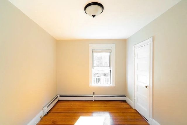 17 E Milton Rd 1, Brookline, MA 02445