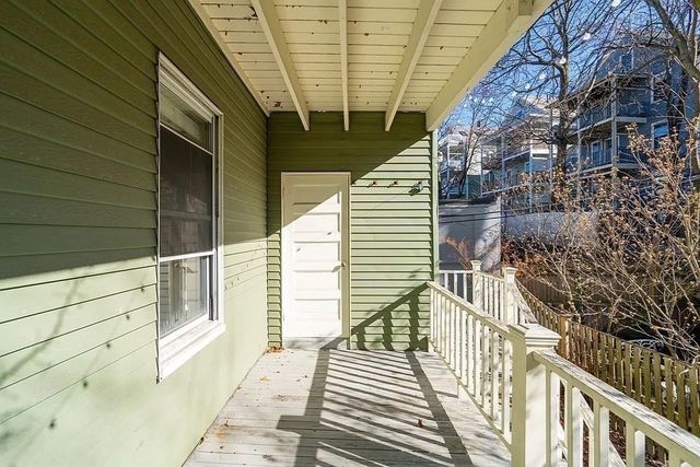 17 E Milton Rd 1, Brookline, MA 02445