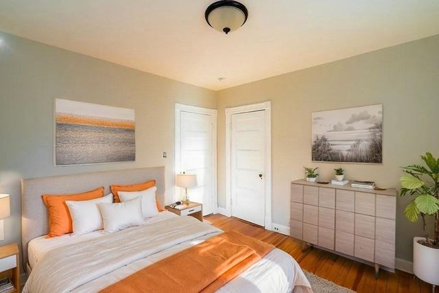 17 E Milton Rd 1, Brookline, MA 02445