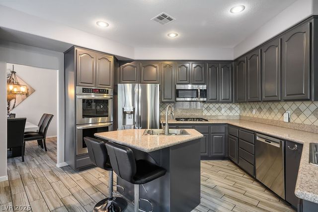 8420 Desert Quail Drive, Las Vegas, NV 89128