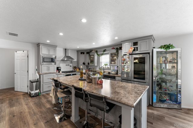 8551 Boyer Drive, Augusta Charter Township, MI 48191