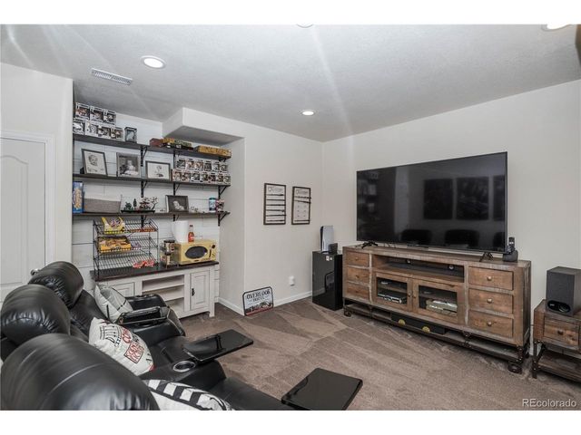 15248 Yellowthroat St, Parker, CO 80134