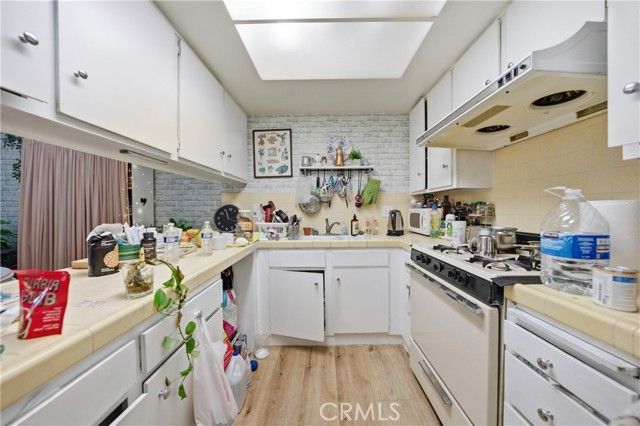 911 New Depot Street 9-10, Los Angeles, CA 90012