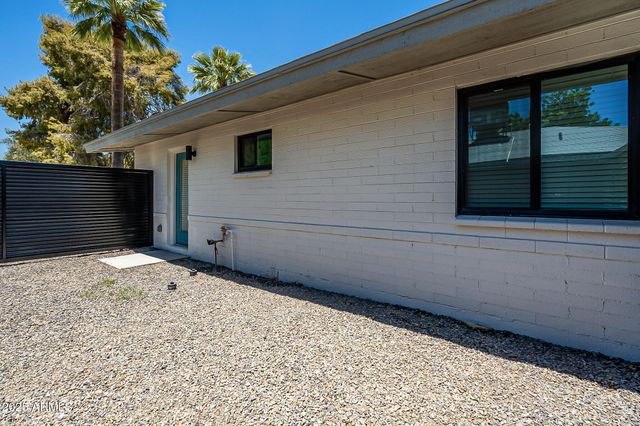 6227 N 13th Place Apt 2, Phoenix, AZ 85014