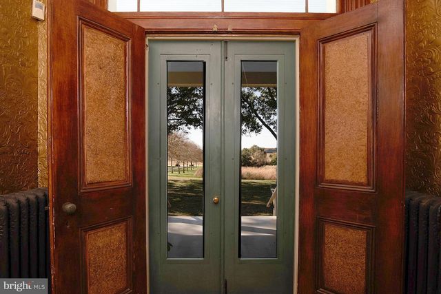 10121 FAIRLEE RD, Chestertown, MD 21620