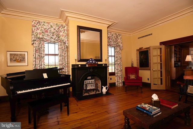 10121 FAIRLEE RD, Chestertown, MD 21620