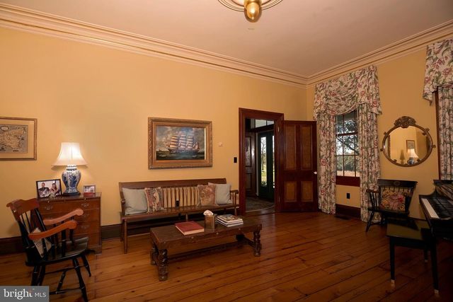 10121 FAIRLEE RD, Chestertown, MD 21620