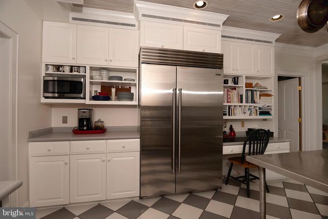 10121 FAIRLEE RD, Chestertown, MD 21620