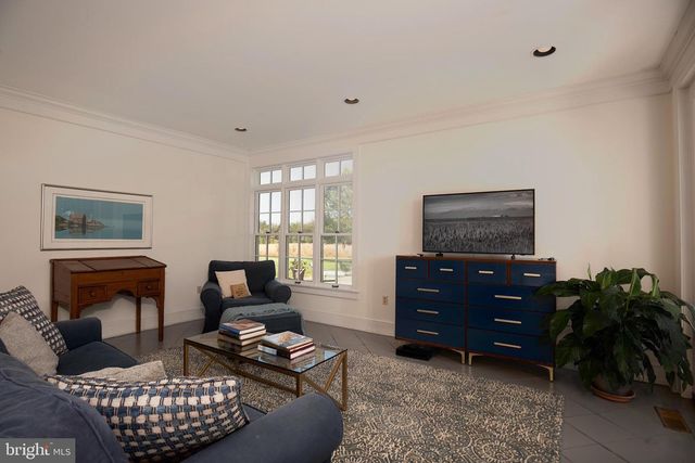 10121 FAIRLEE RD, Chestertown, MD 21620