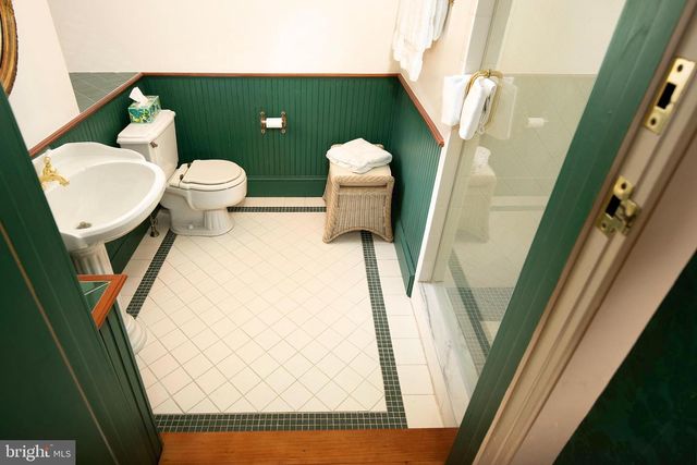 10121 FAIRLEE RD, Chestertown, MD 21620