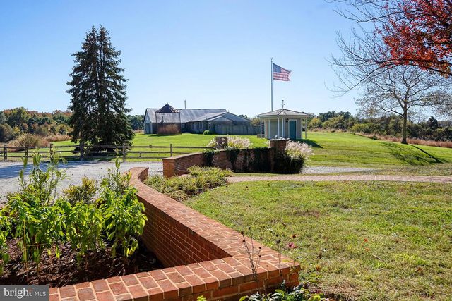 10121 FAIRLEE RD, Chestertown, MD 21620