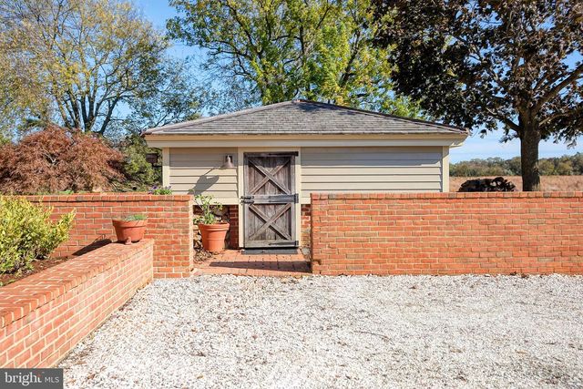 10121 FAIRLEE RD, Chestertown, MD 21620