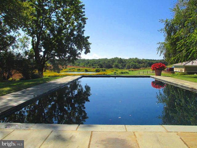 10121 FAIRLEE RD, Chestertown, MD 21620