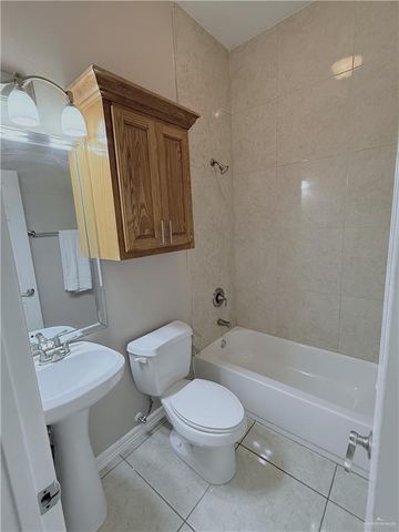 3036 W Regal Drive apt A, Edinburg, TX 78539