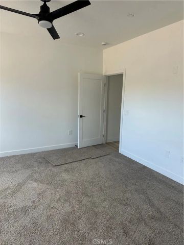 16353 Smokethorn Road, Apple Valley, CA 92307