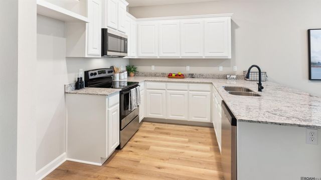 2929 Palatine Pl, Baton Rouge, LA 70816