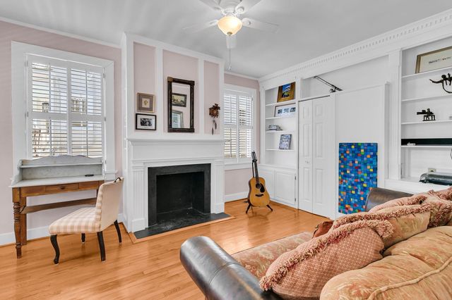 18 Bennett Street, Charleston, SC 29401