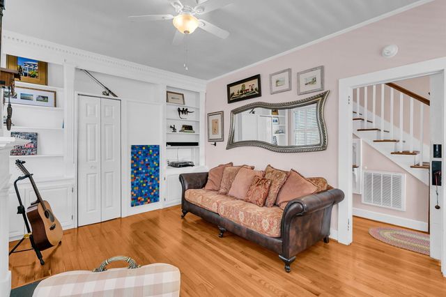 18 Bennett Street, Charleston, SC 29401