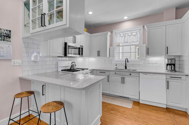 18 Bennett Street, Charleston, SC 29401