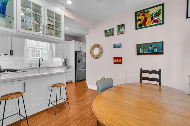 18 Bennett Street, Charleston, SC 29401