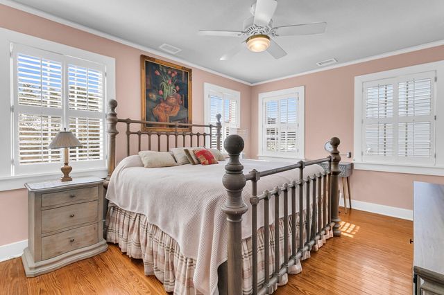 18 Bennett Street, Charleston, SC 29401