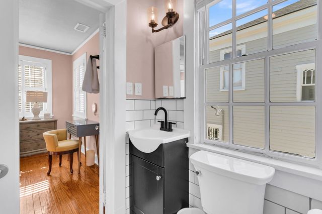 18 Bennett Street, Charleston, SC 29401