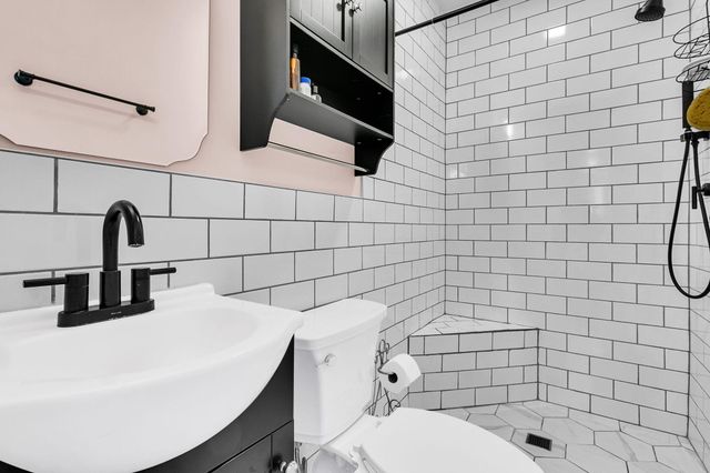 18 Bennett Street, Charleston, SC 29401