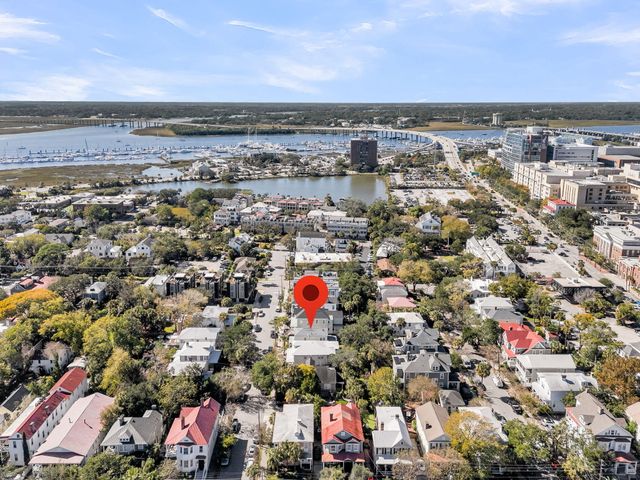 18 Bennett Street, Charleston, SC 29401