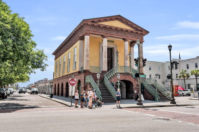 18 Bennett Street, Charleston, SC 29401