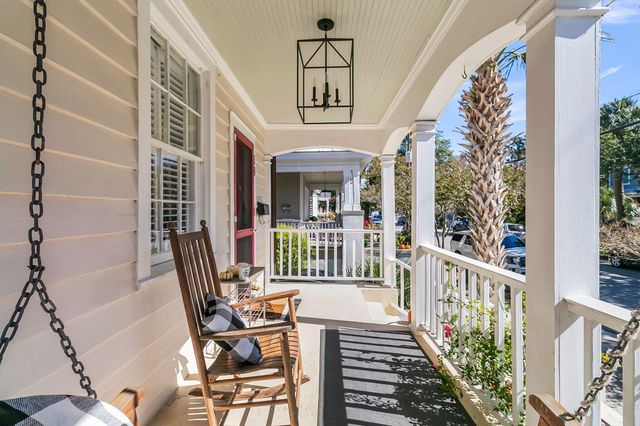 18 Bennett Street, Charleston, SC 29401