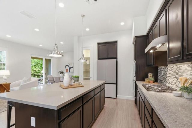 83 Paterson Place, Santa Clara, CA 95050