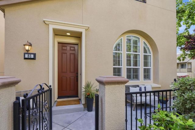 83 Paterson Place, Santa Clara, CA 95050