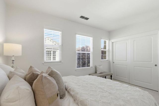 83 Paterson Place, Santa Clara, CA 95050