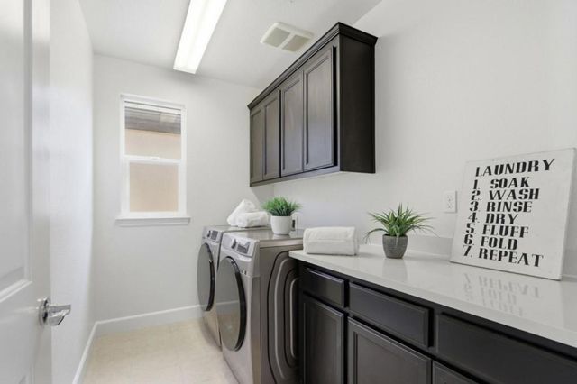 83 Paterson Place, Santa Clara, CA 95050