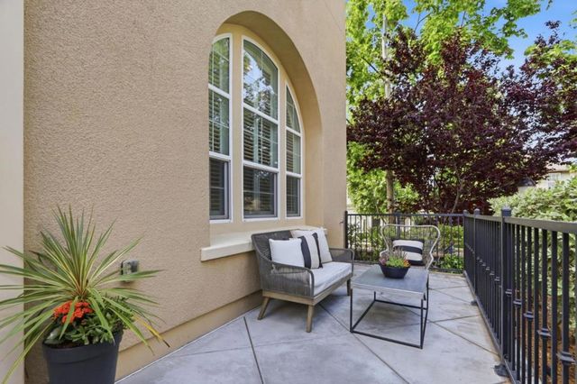 83 Paterson Place, Santa Clara, CA 95050