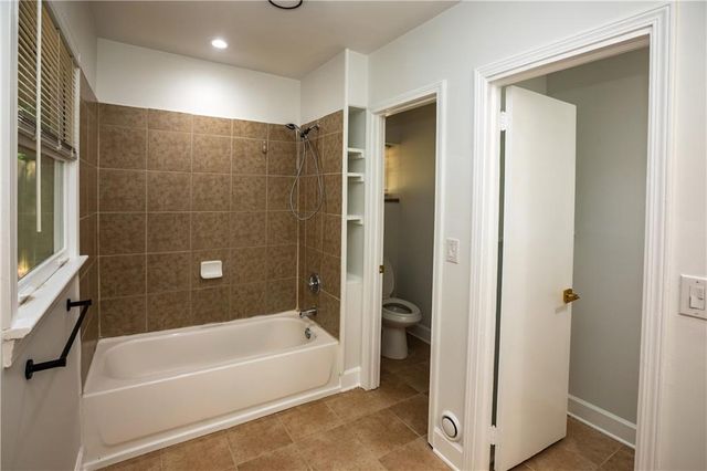 1392 Lively Ridge Road NE, Atlanta, GA 30329