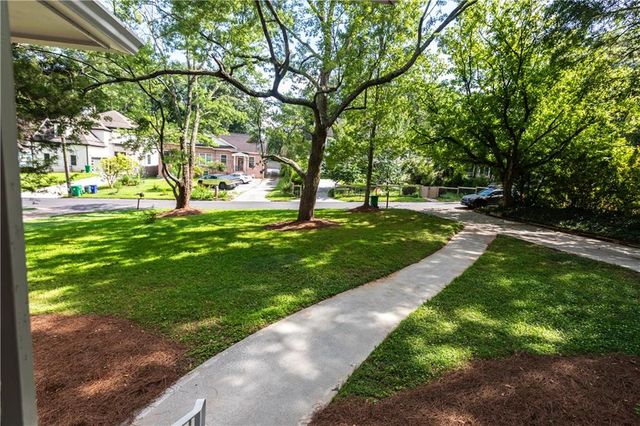 1392 Lively Ridge Road NE, Atlanta, GA 30329