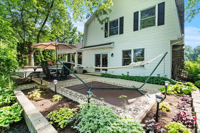 13220 Silver Fox Drive, Lemont, IL 60439
