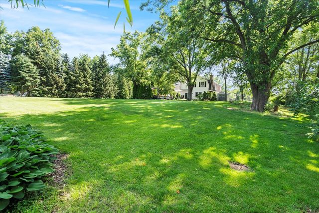 13220 Silver Fox Drive, Lemont, IL 60439