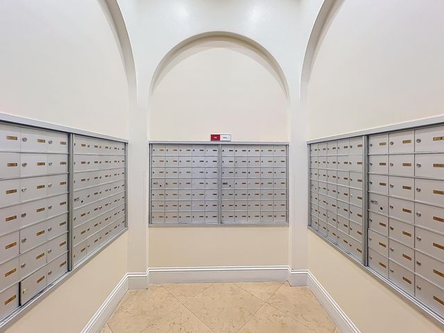 616 Clearwater Park Road 713, West Palm Beach, FL 33401