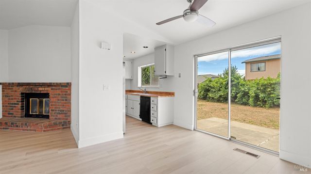 808 Osprey Way, Suisun City, CA 94585